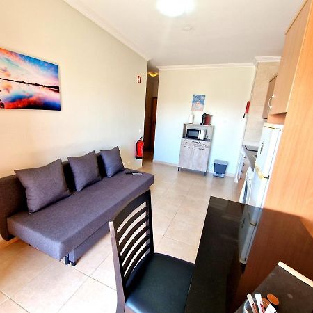 Flamingo View - Pool + Wifi + Ac Apartment Portimao Bagian luar foto