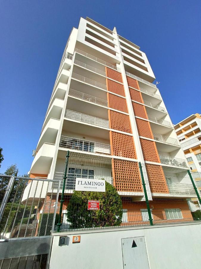 Flamingo View - Pool + Wifi + Ac Apartment Portimao Bagian luar foto
