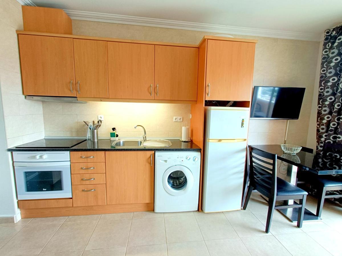 Flamingo View - Pool + Wifi + Ac Apartment Portimao Bagian luar foto