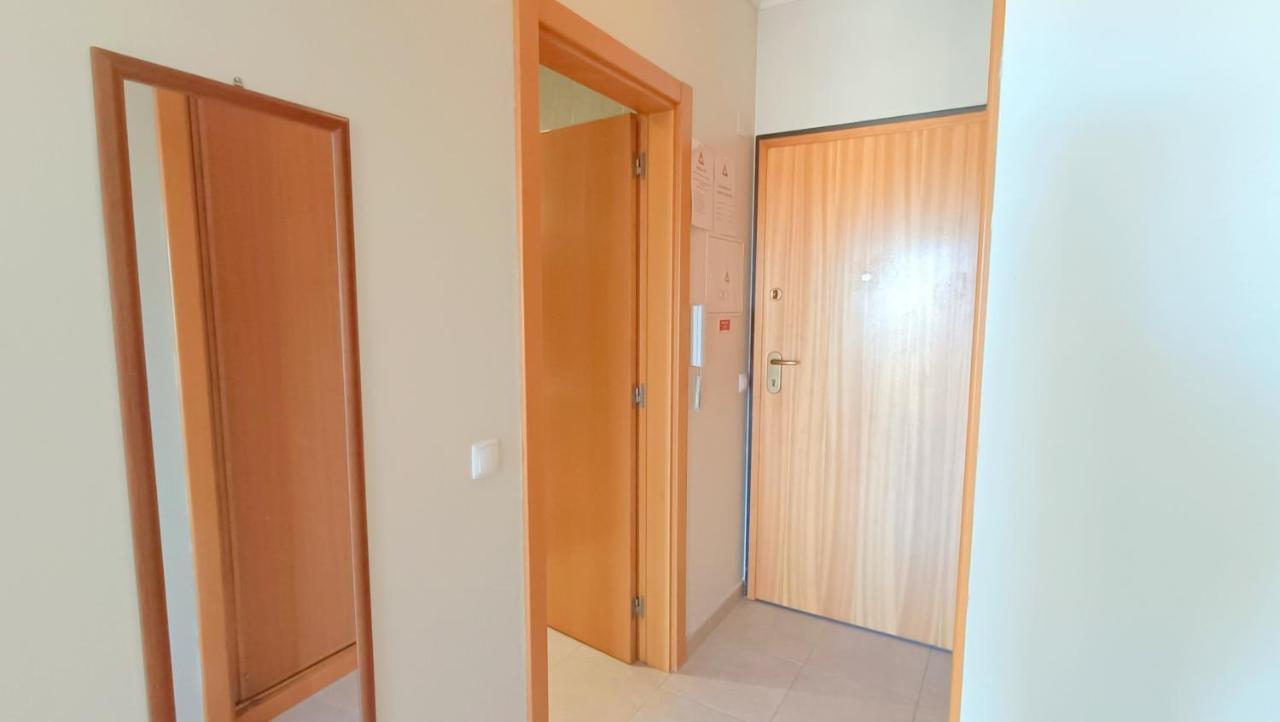Flamingo View - Pool + Wifi + Ac Apartment Portimao Bagian luar foto